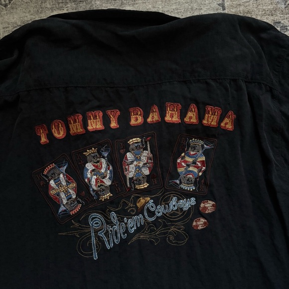 Tommy Bahama embroidered ride em cowboys 100% silk XL poker shirt - Picture 3 of 6
